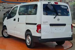 Nissan NV200 SV 2019 White