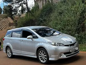 Toyota Wish 2012 Silver