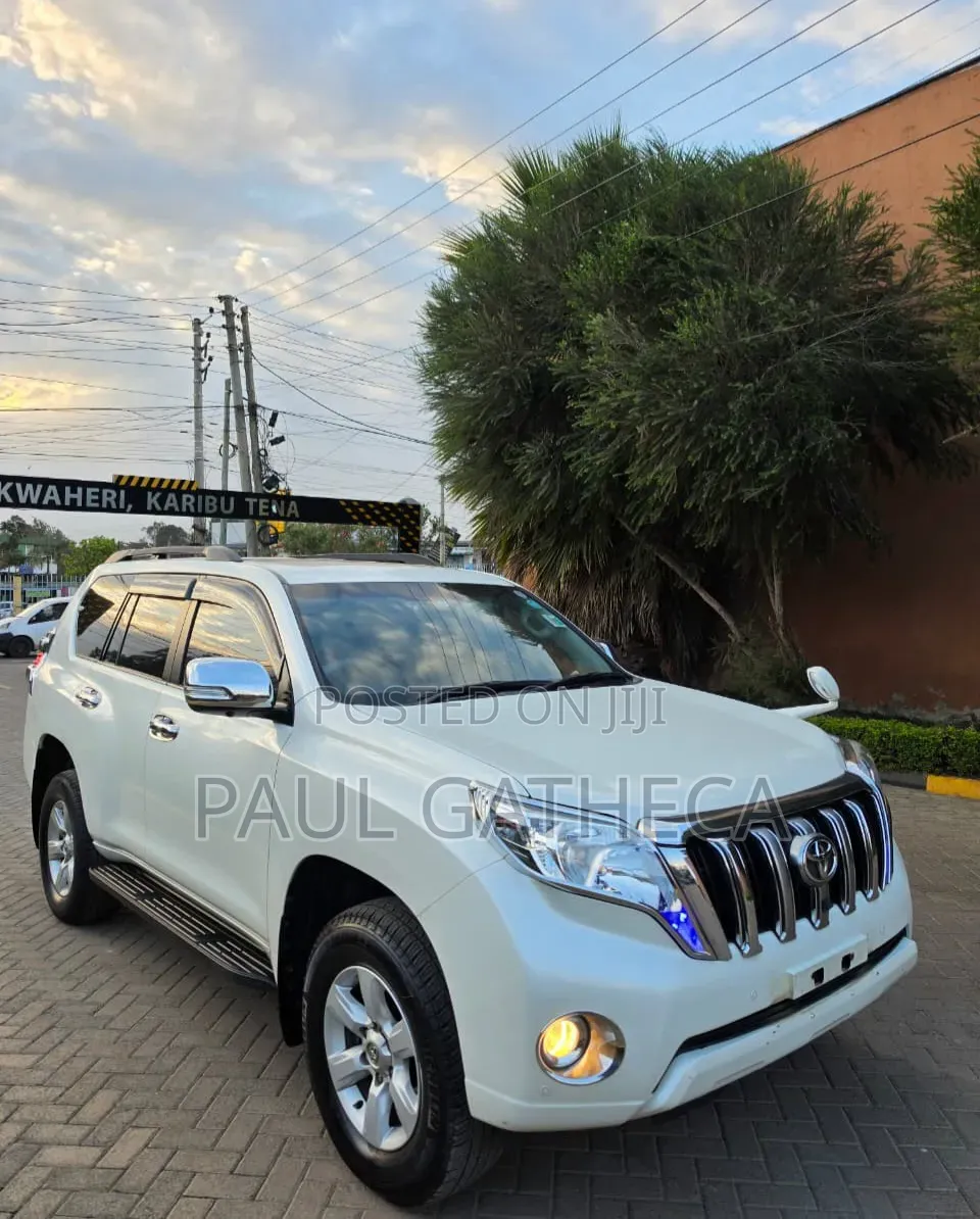 Toyota Land Cruiser Prado 2016 White