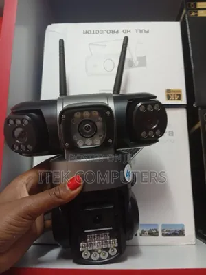 Wireless 4G Triple Lens Camera