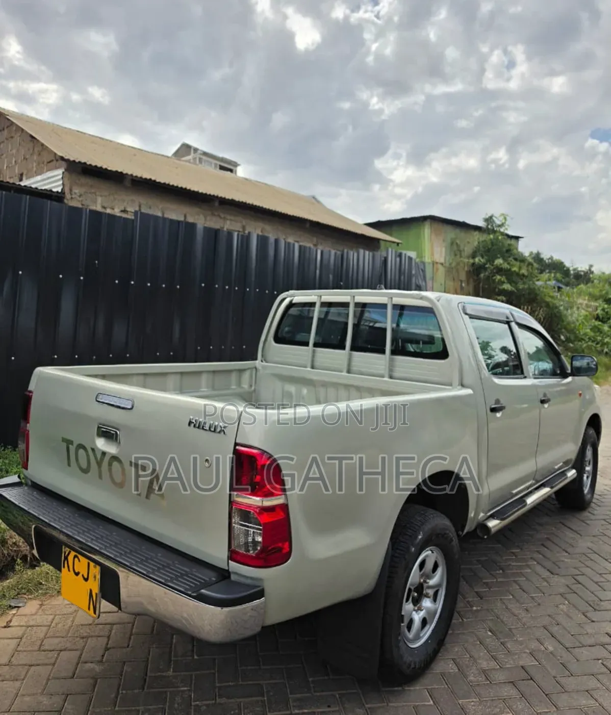 Toyota Hilux 2016 Gold