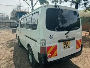 Nissan Caravan (Urvan) 2006 White