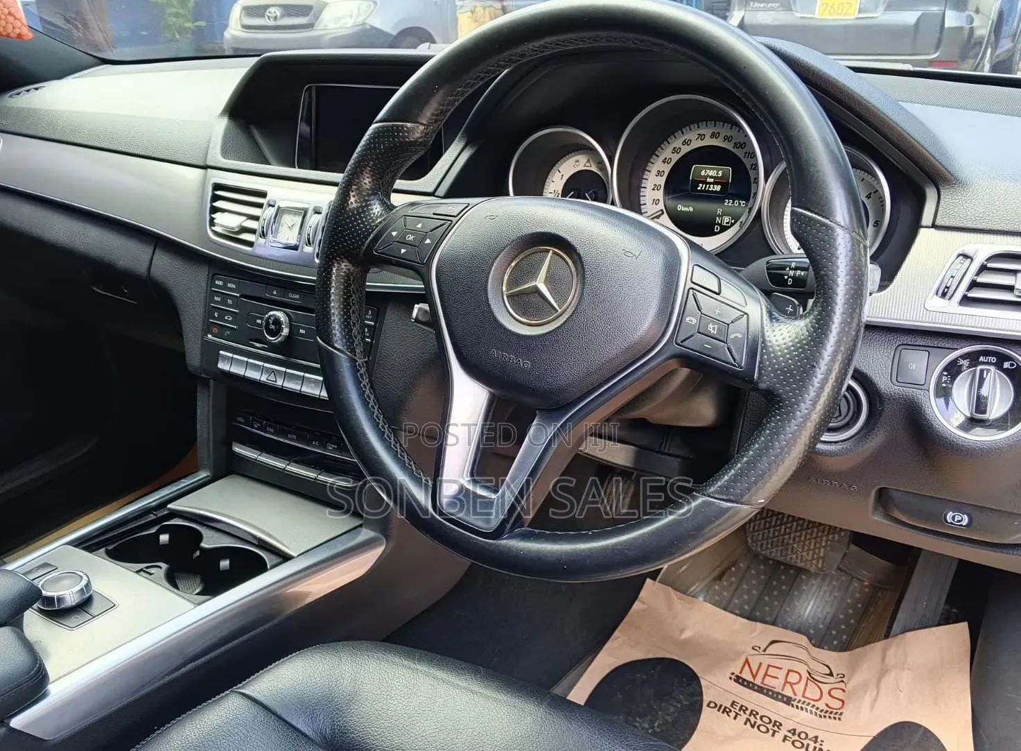 Mercedes-Benz E220 2015 Blue