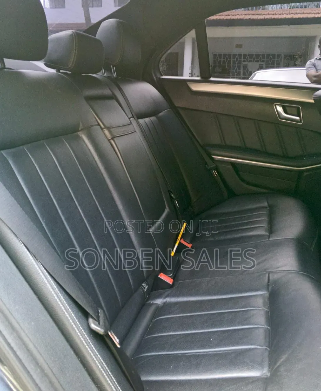 Mercedes-Benz E220 2015 Blue