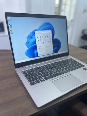New Laptop HP EliteBook 845 G8 8GB AMD Ryzen 5 SSD 256GB