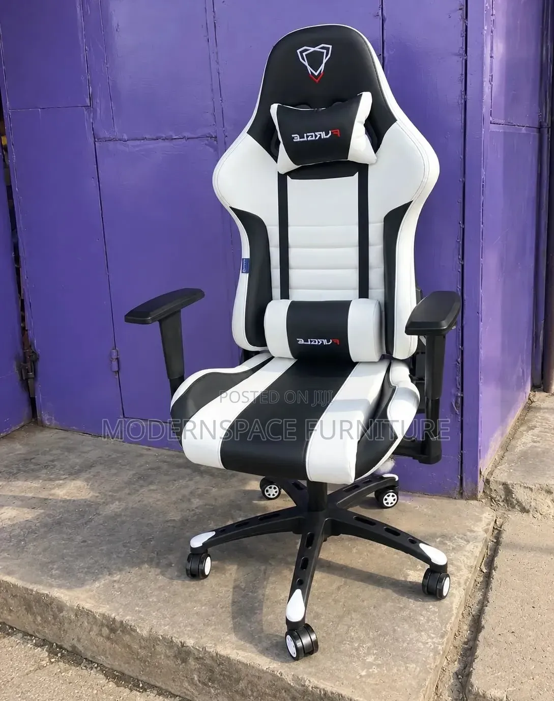 Gaming Chairs _Bkack and White