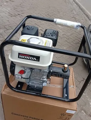 Gasoline Concrete Poker Drive Unit Vibrator (Powered by Honda)
