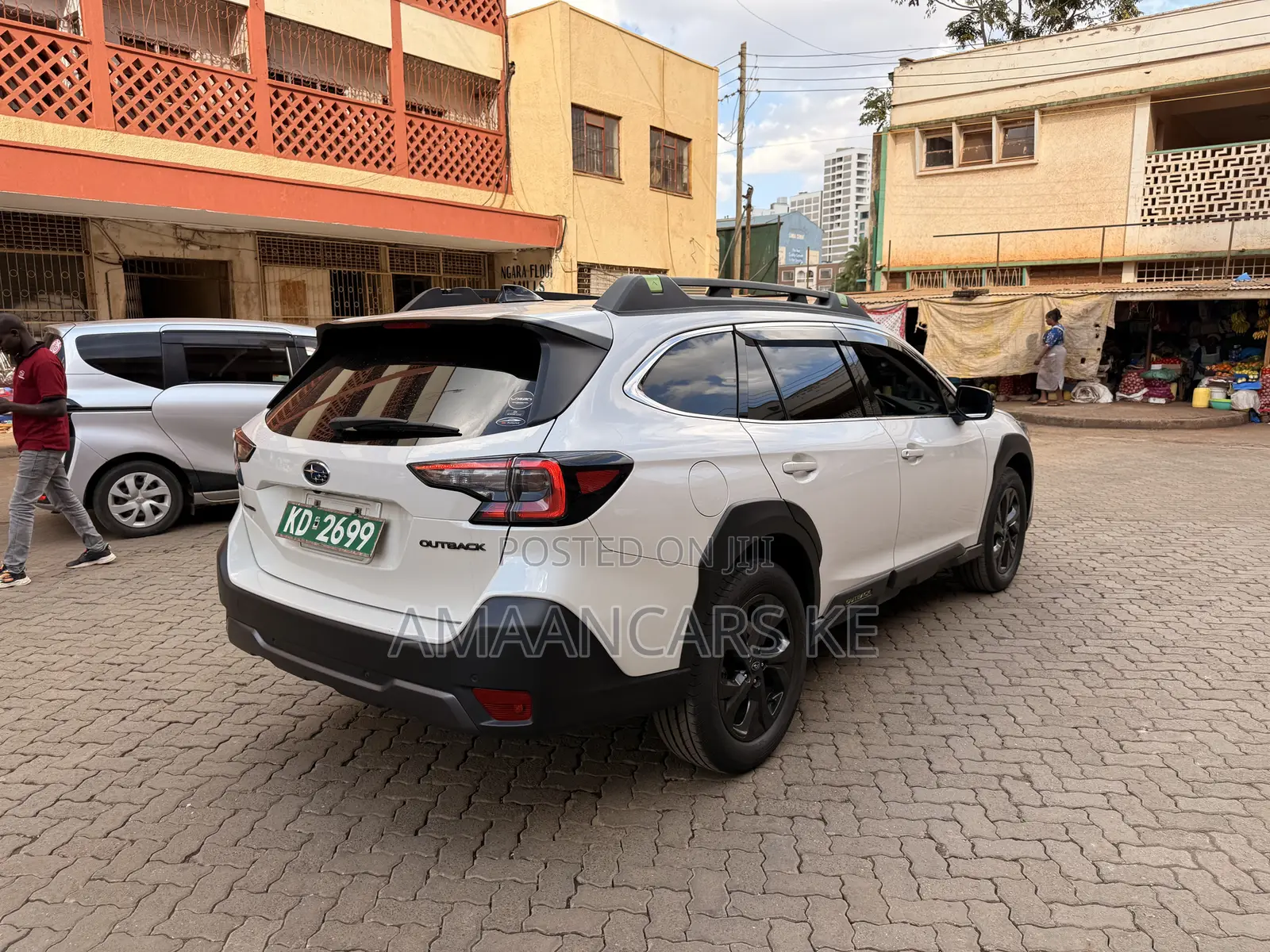 Subaru Outback 2023 White