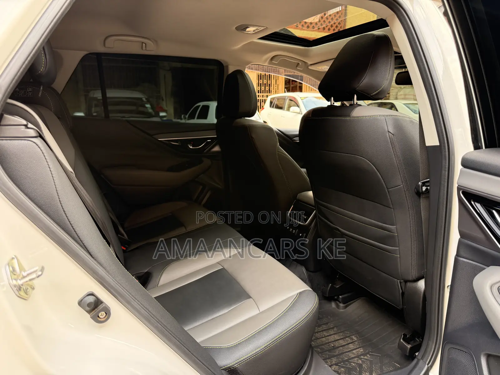 Subaru Outback 2023 White