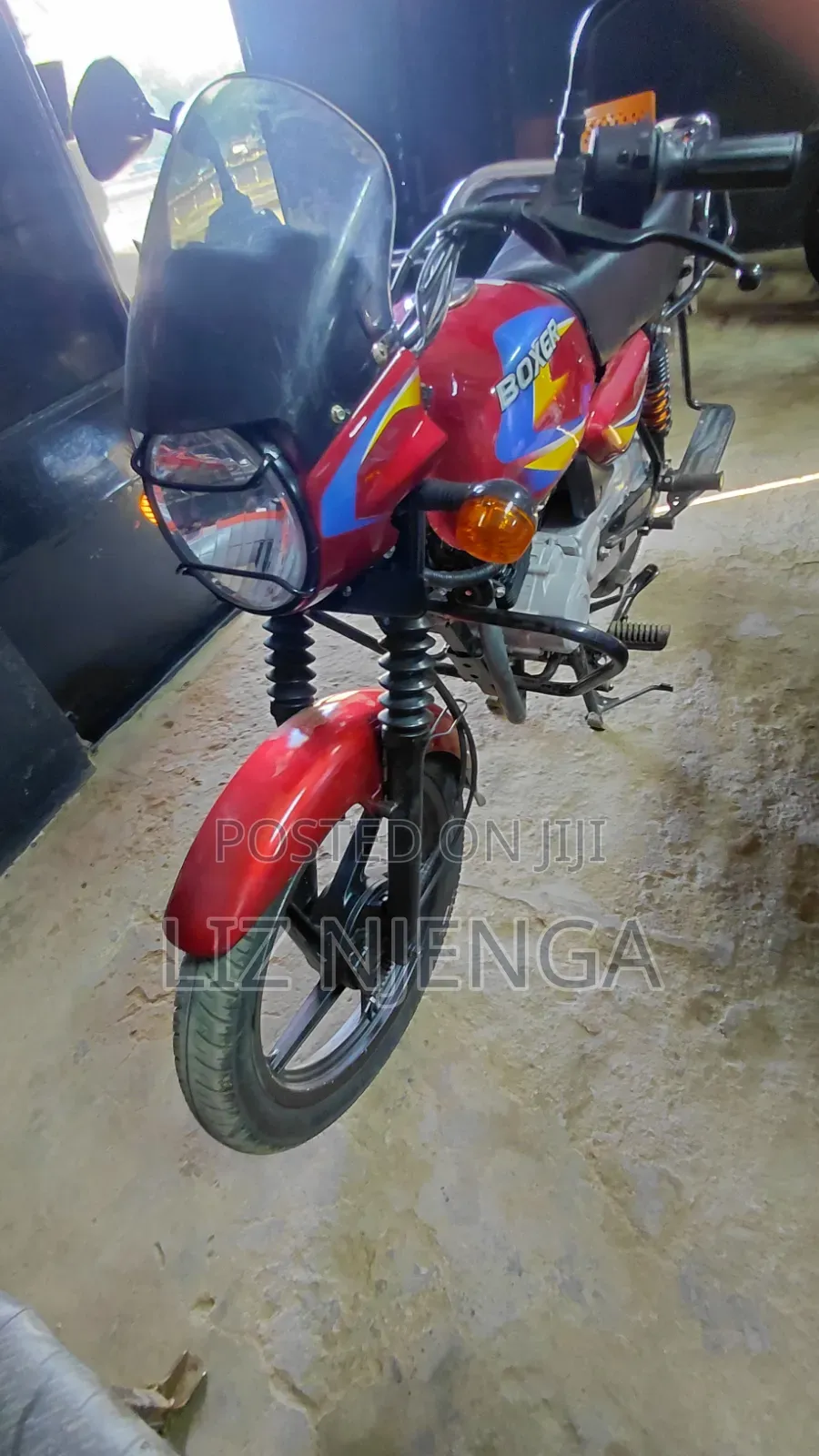 Bajaj Boxer 150 UG 2026 Red