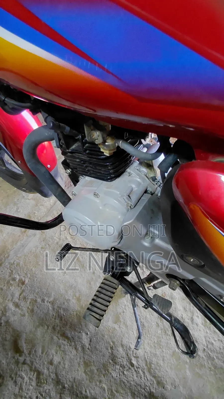 Bajaj Boxer 150 UG 2026 Red
