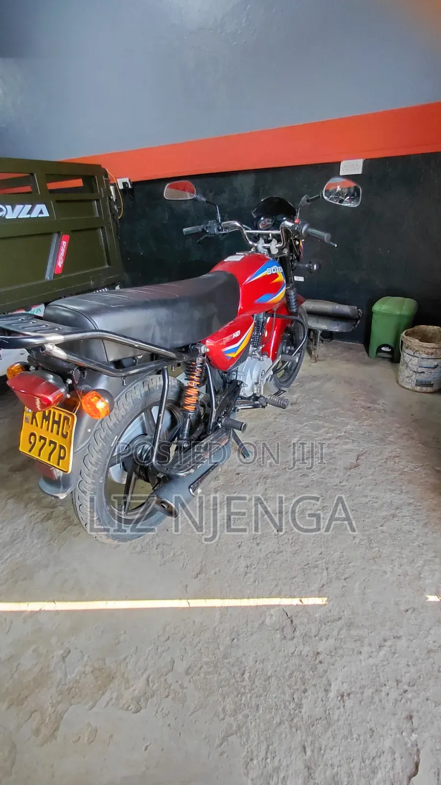 Bajaj Boxer 150 UG 2026 Red