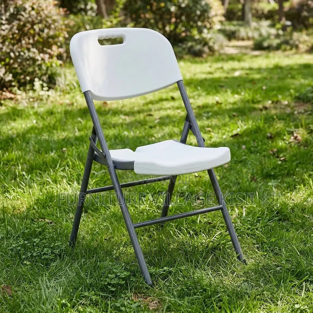 White Foldable Plastic Outdoor Seat