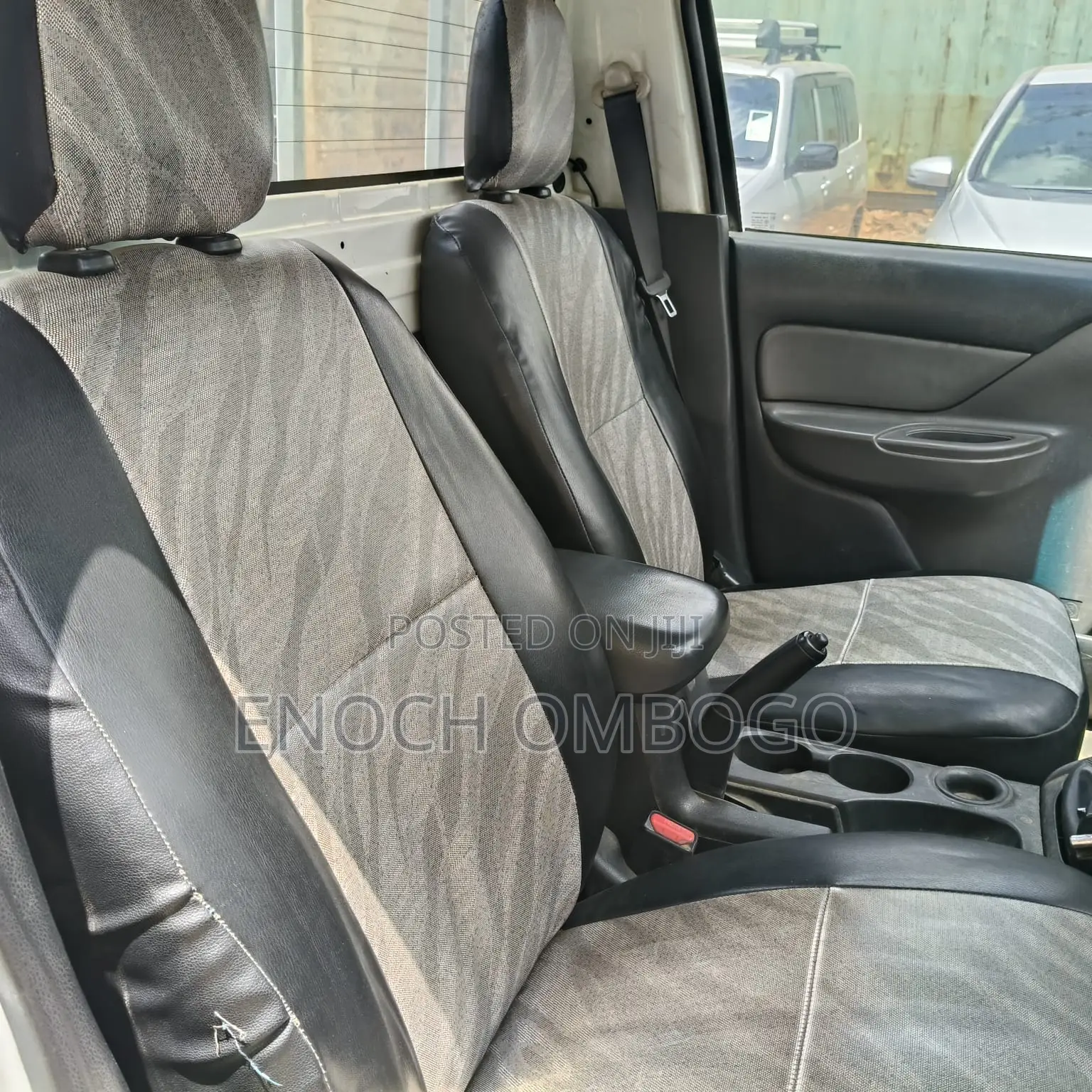 Mitsubishi L200 2015 White