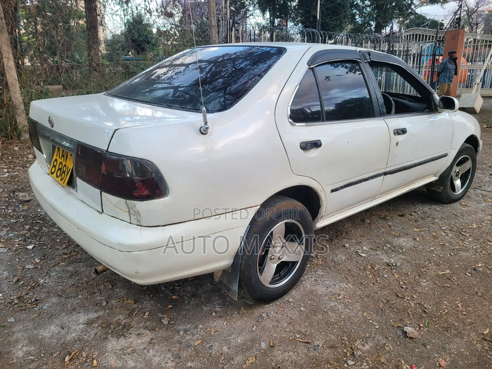 Nissan FB14 1999 White