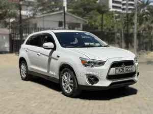 Mitsubishi RVR 2013 White