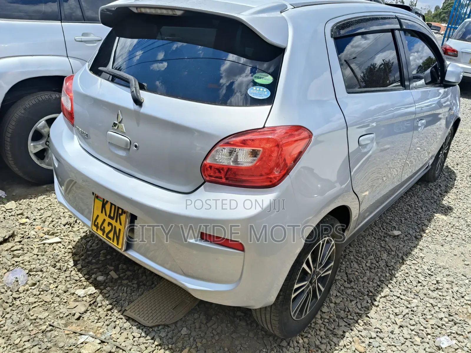 Mitsubishi Mirage 2017 Silver