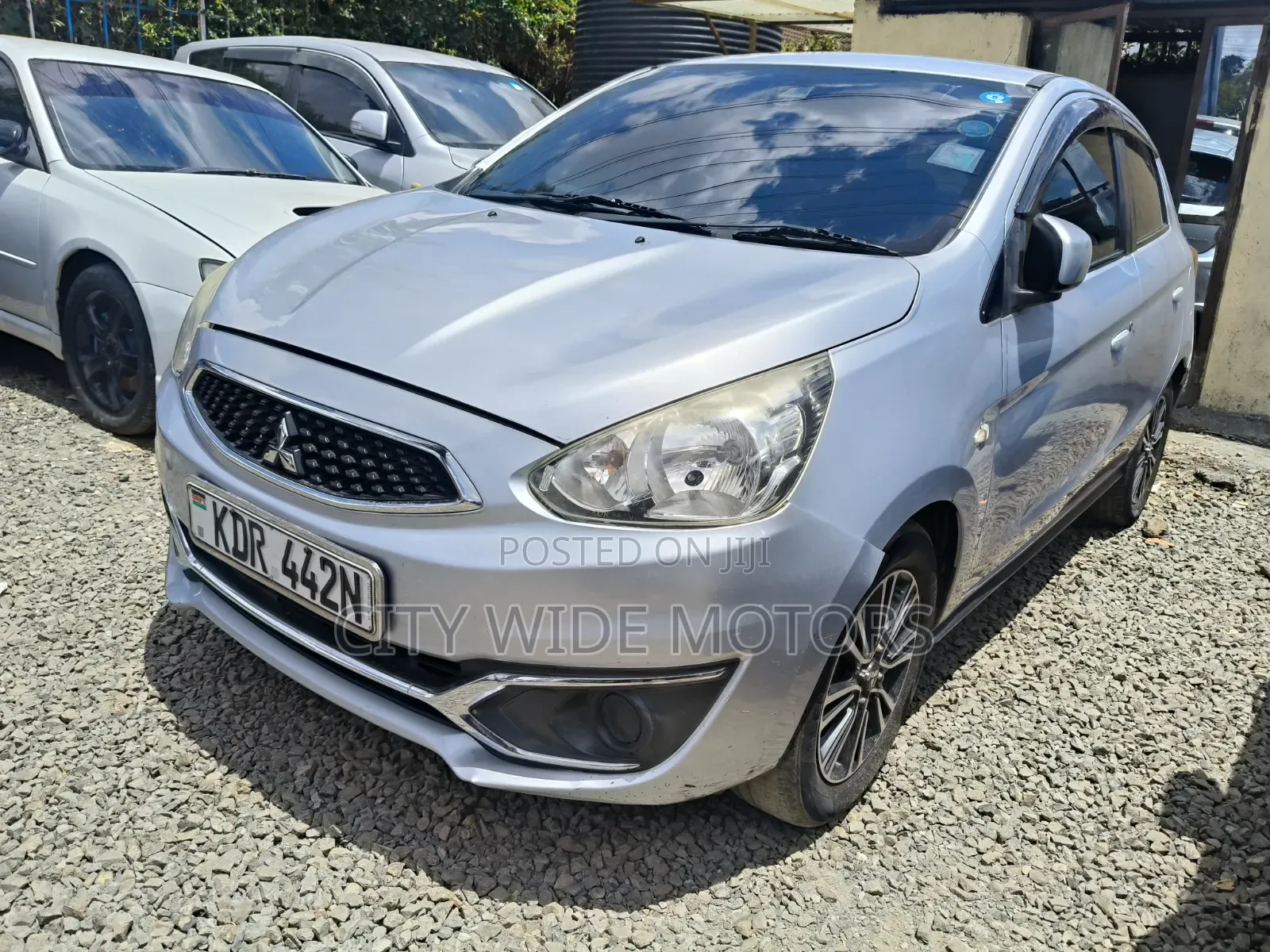 Mitsubishi Mirage 2017 Silver