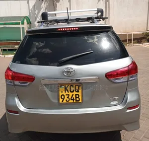 Toyota Wish 2010 Gray