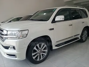 Toyota Land Cruiser 2020 White