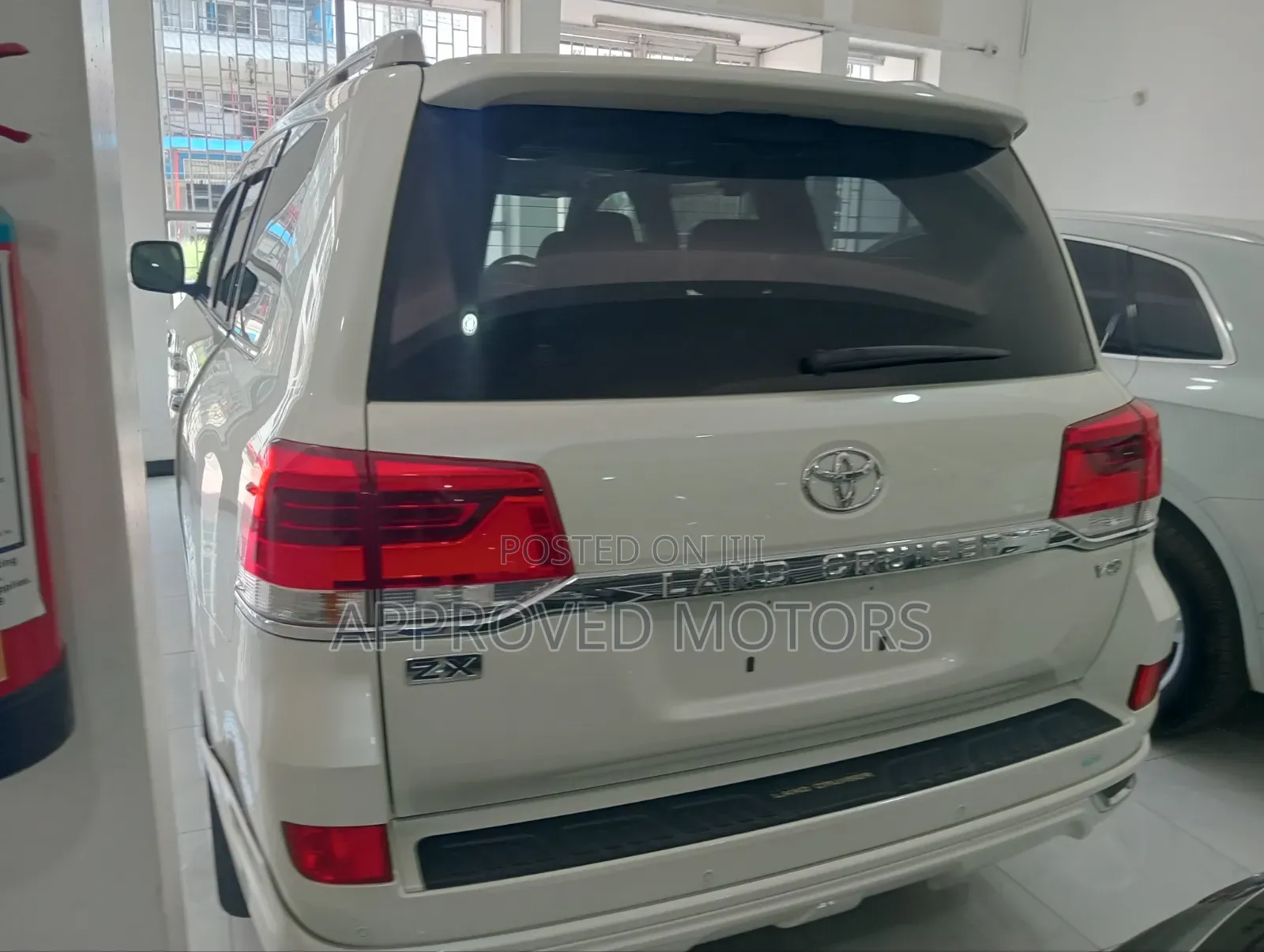 Toyota Land Cruiser 2020 White