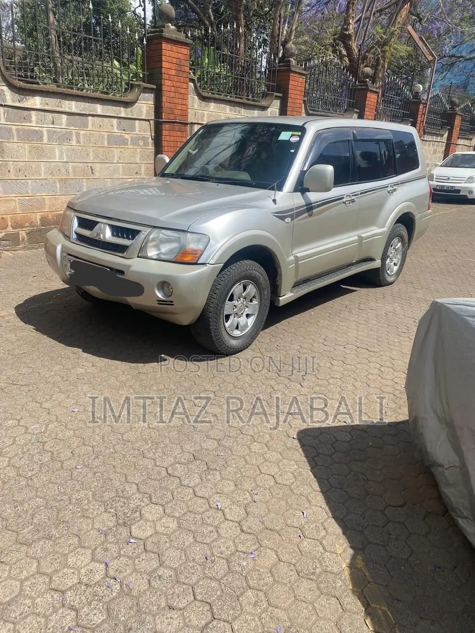 Mitsubishi Pajero 2004 Silver