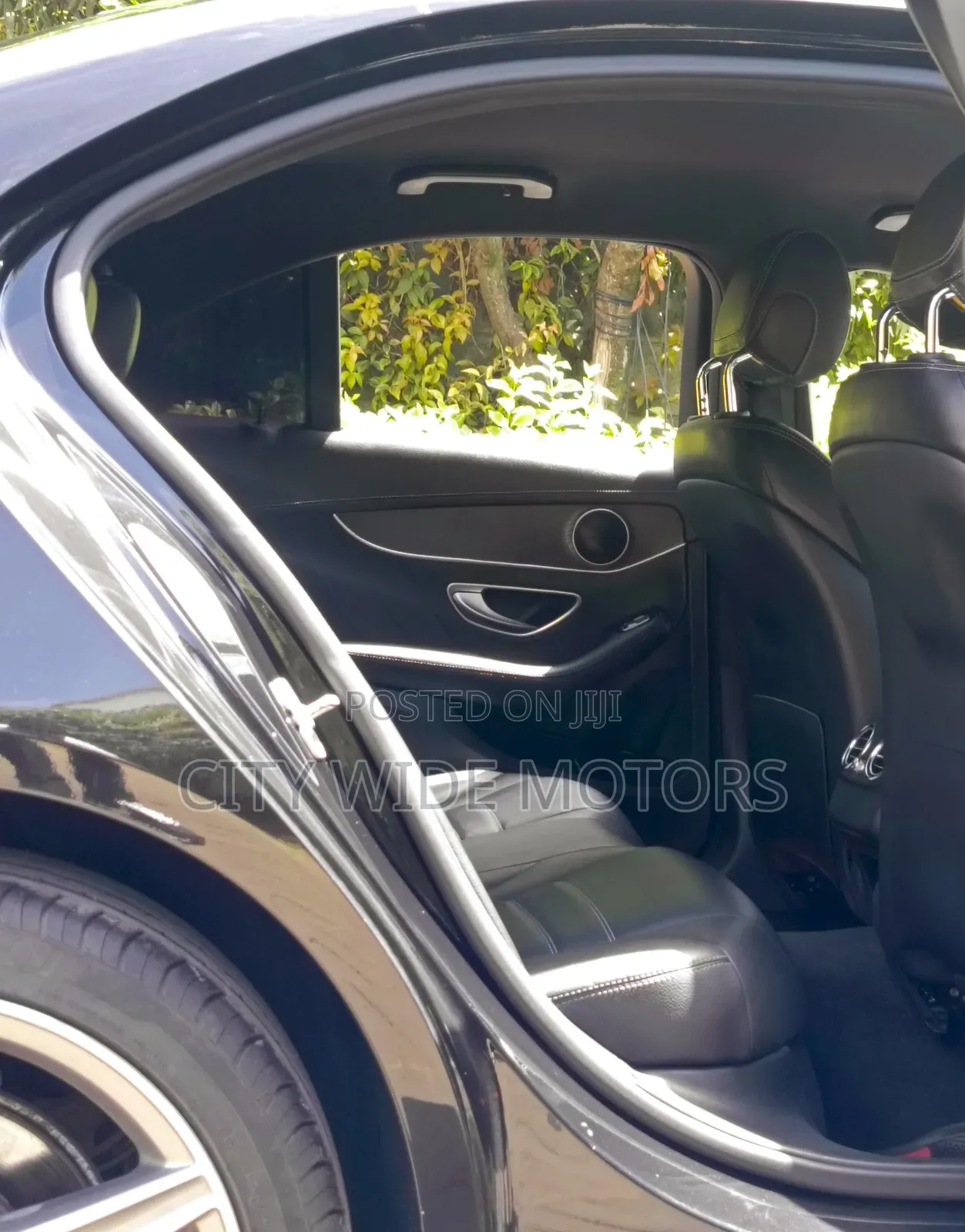 Mercedes-Benz C200 2017 Blue