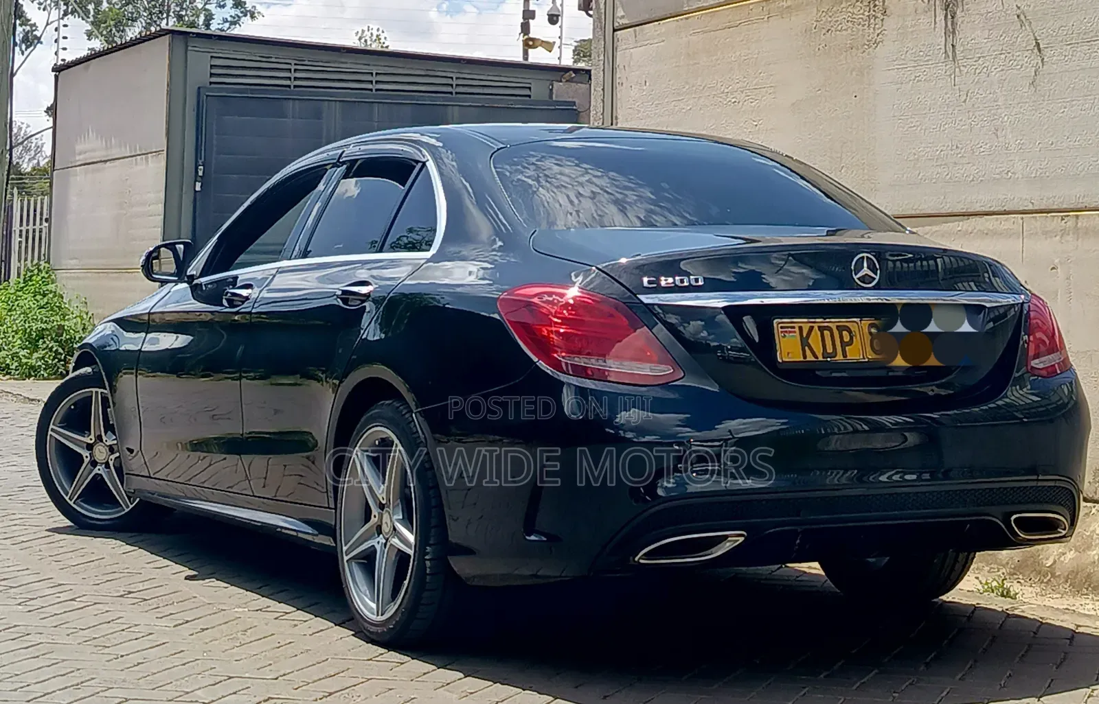 Mercedes-Benz C200 2017 Blue