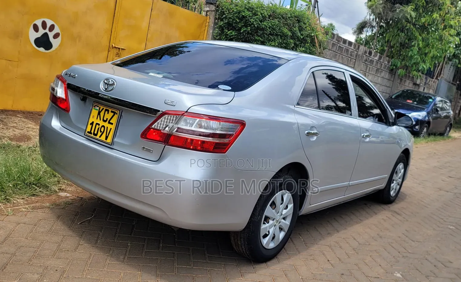 Toyota Premio 2015 Silver