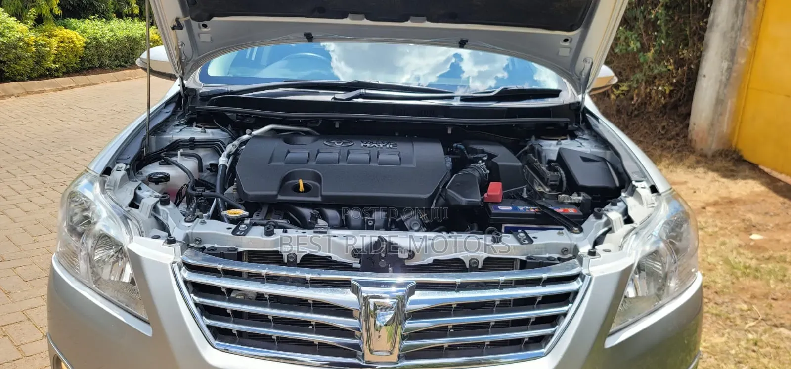 Toyota Premio 2015 Silver
