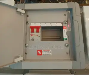 Kings 4-Way Electrical Consumer Unit Distribution Board