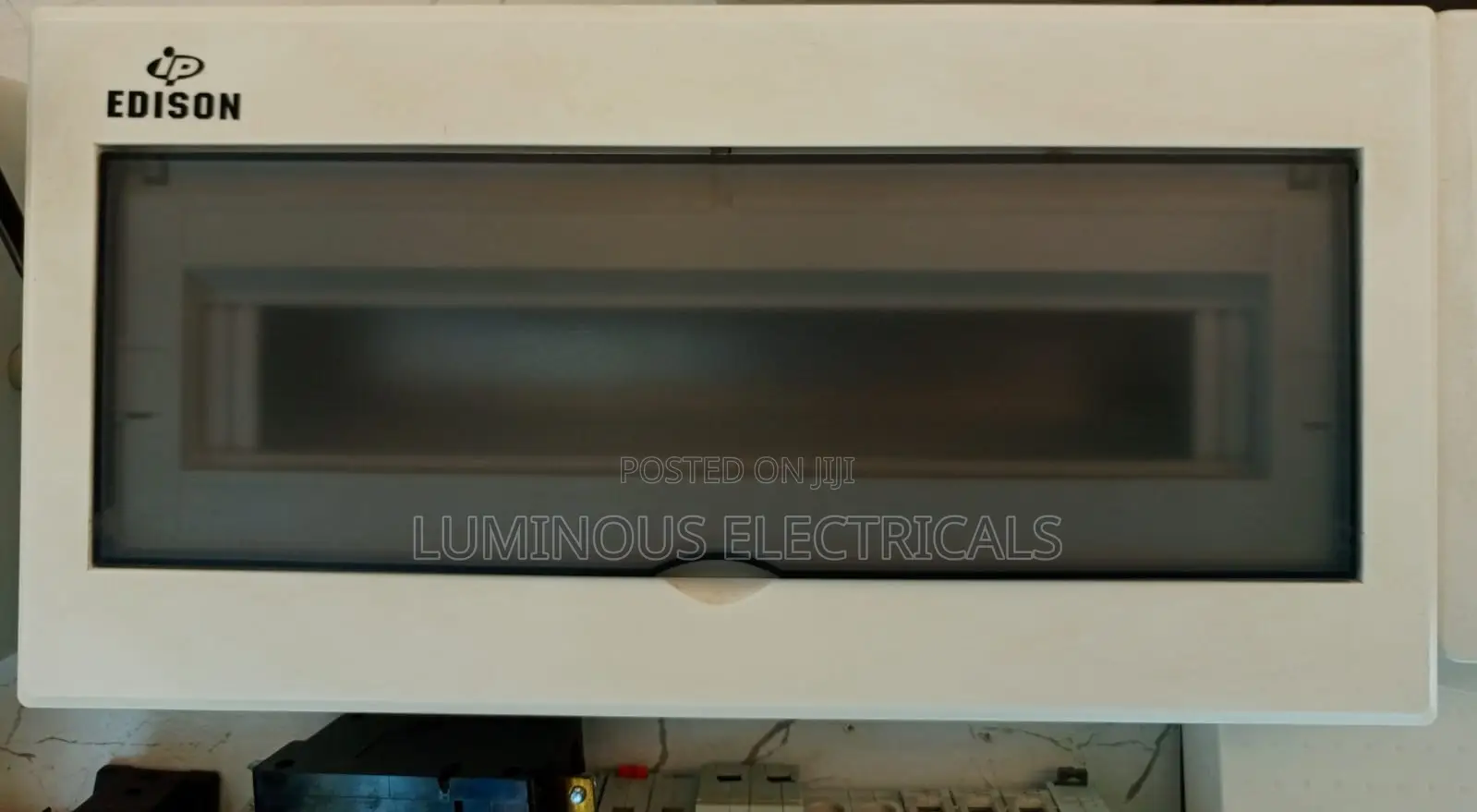 Edison 14-Way Electrical Consumer Unit Distribution Board