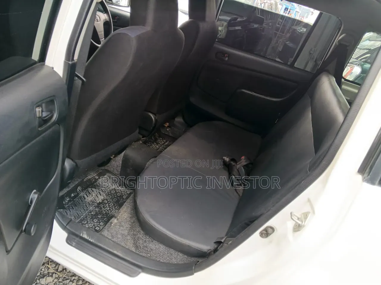 Toyota Succeed 2019 White