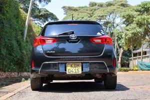 Toyota Auris 2016 Black