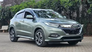 Honda Vezel 1.5 Hybrid 2WD 2019 Green