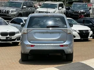 Mitsubishi Outlander 2015 Blue