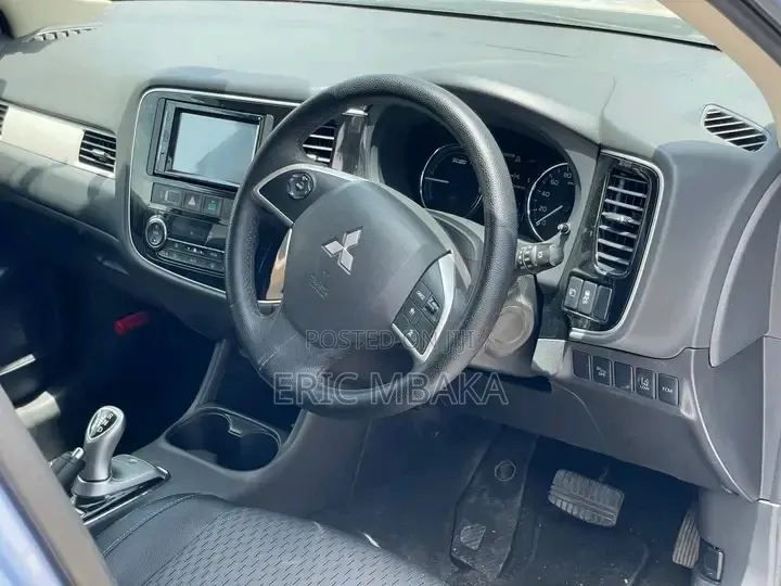 Mitsubishi Outlander 2015 Blue
