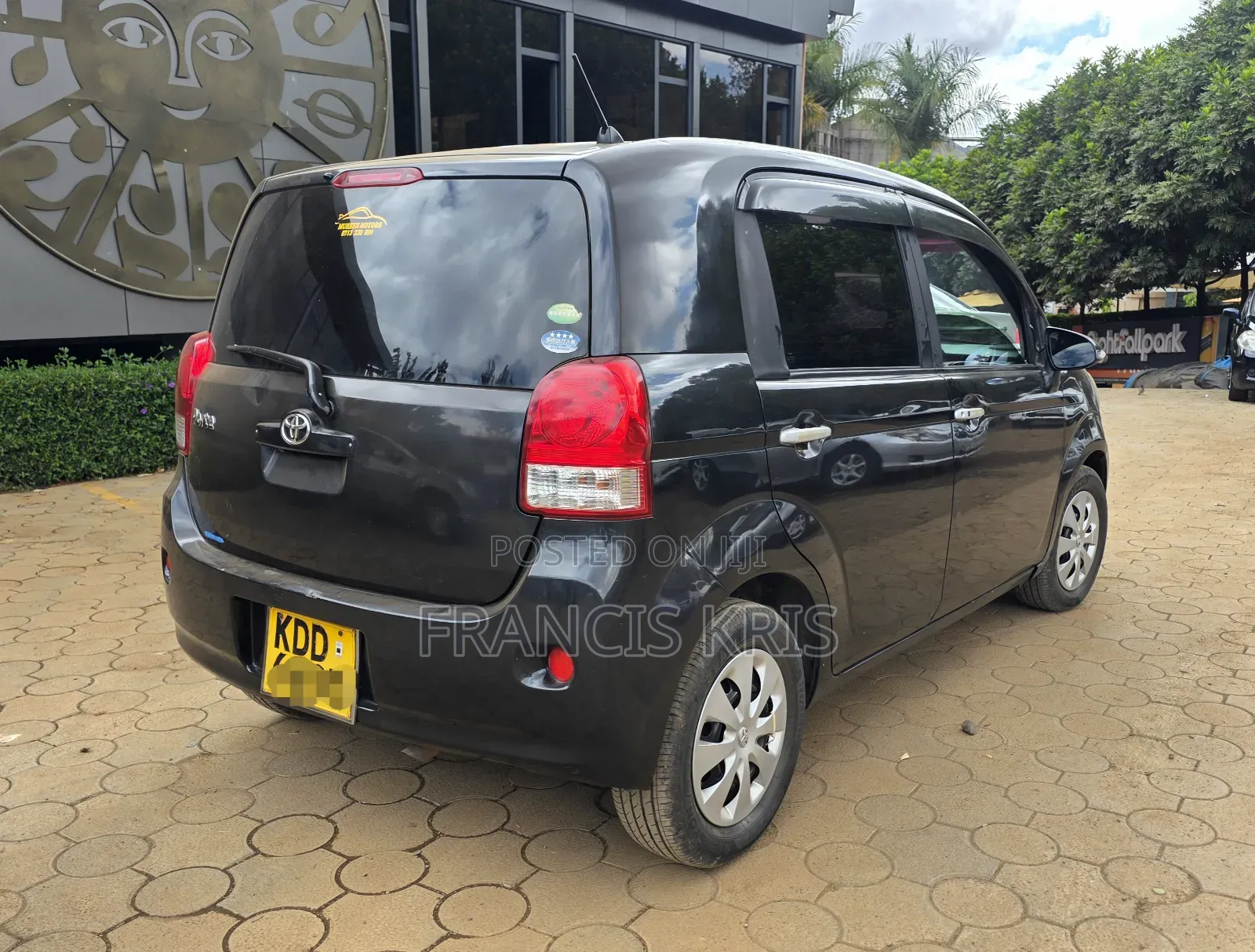 Toyota Porte 2014 Black