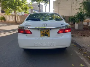 Toyota Premio 2008 White