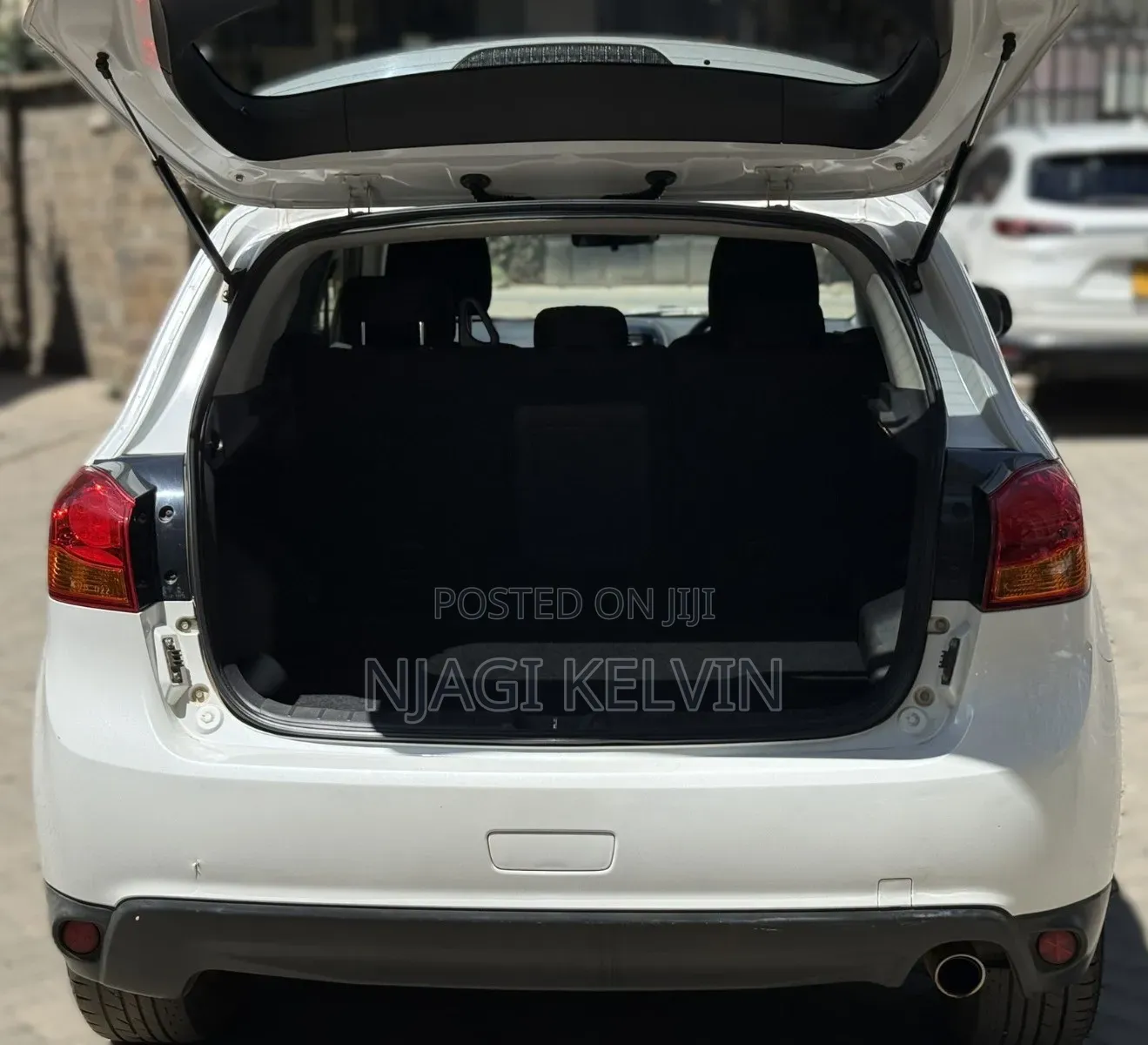 Mitsubishi RVR 2013 White