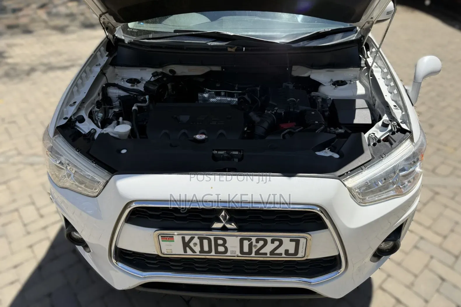 Mitsubishi RVR 2013 White