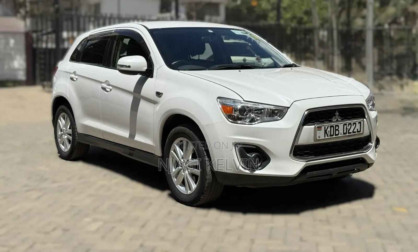 Mitsubishi RVR 2013 White