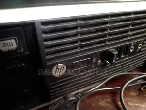 Desktop Computer HP 200 G4 4GB Intel Core i3 SSD 500GB