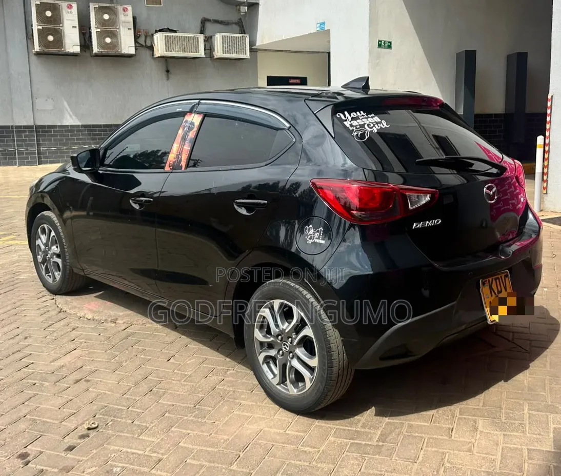 Mazda Demio 2018 Black