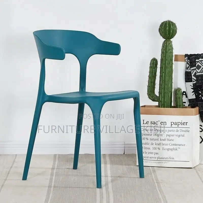 Modern Plastic Dining Chair