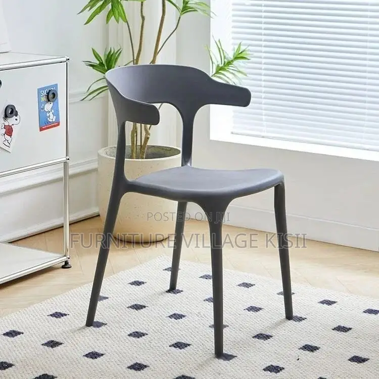 Modern Plastic Dining Chair