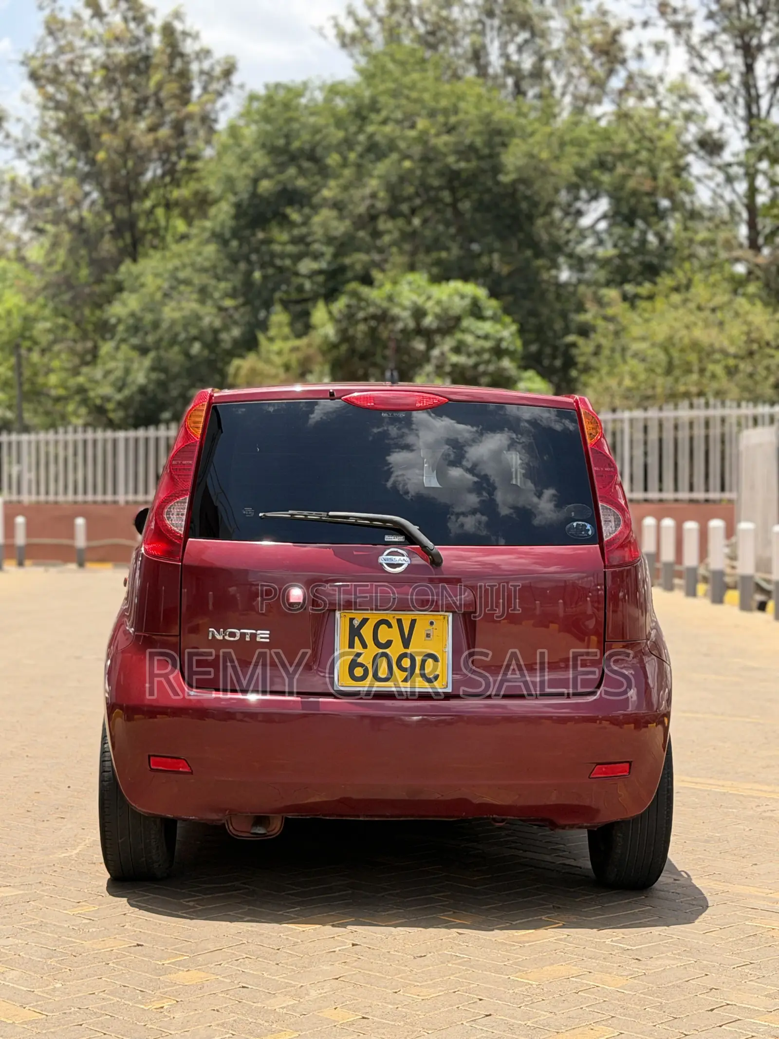 Nissan Note 2007 Red