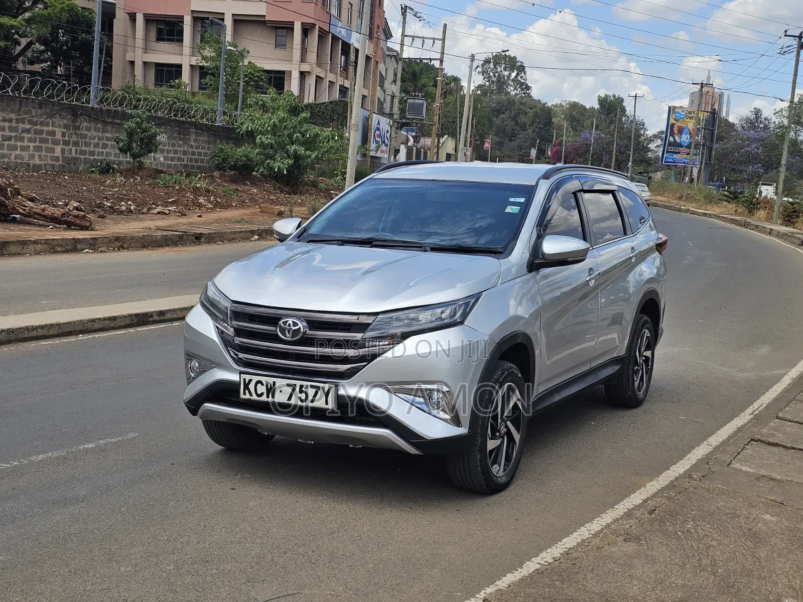Toyota Rush 2019 Silver