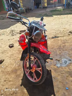Captain CP150-10 2022 Red