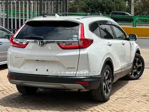 Honda CR-V 2019 Pearl